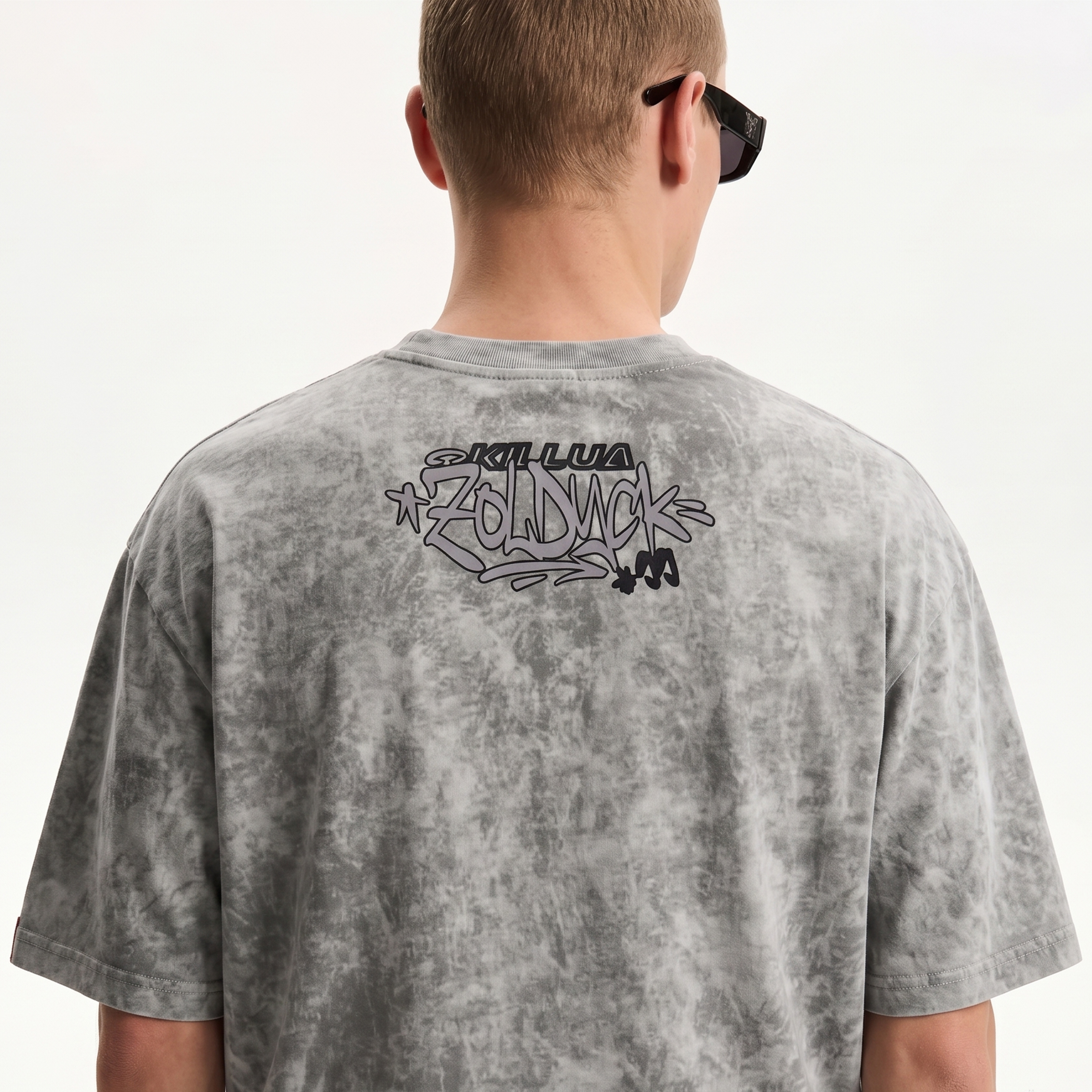Zolduck Tee