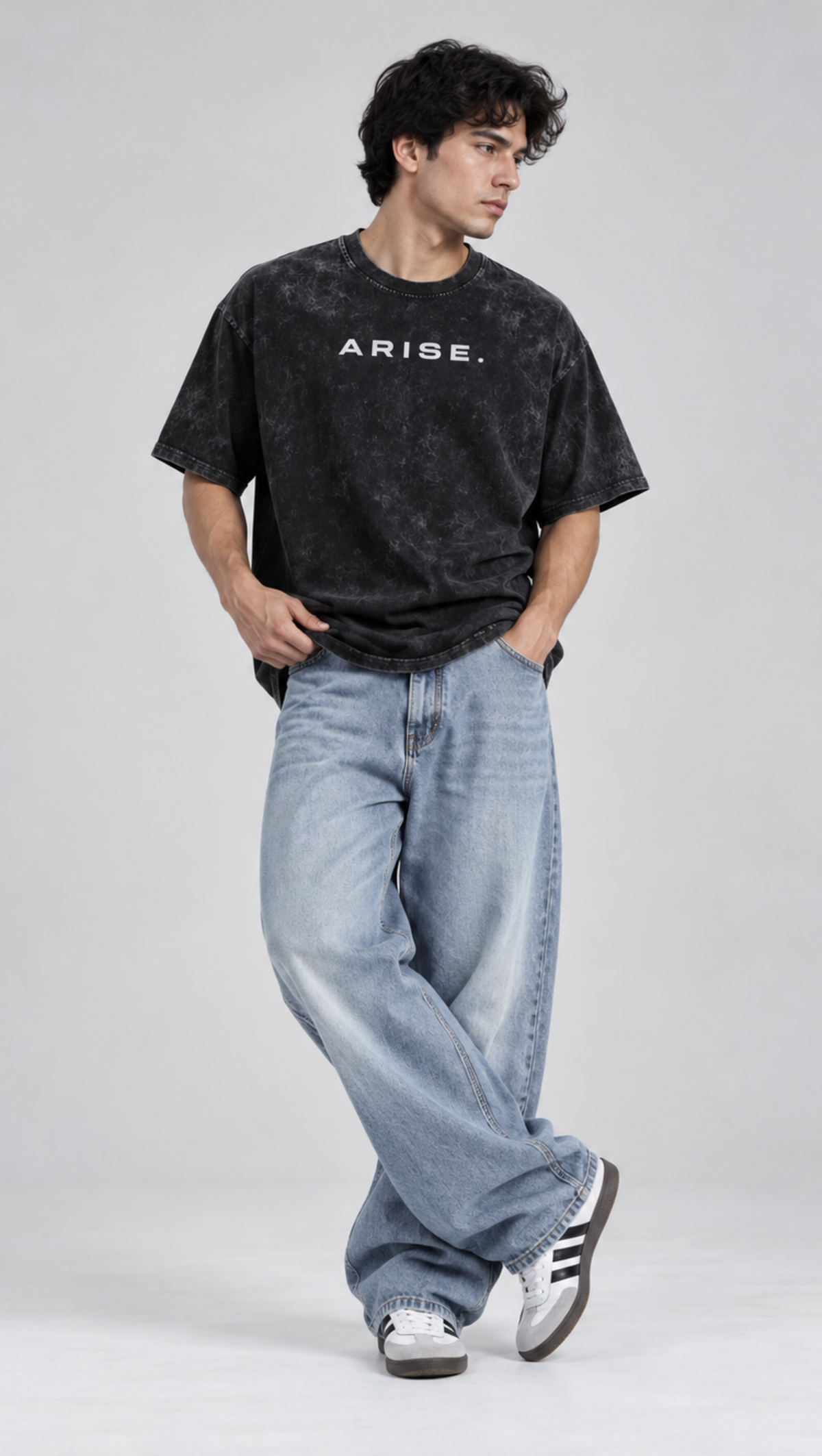Solo Leveling Arise Oversized Tee Black - front wordmark